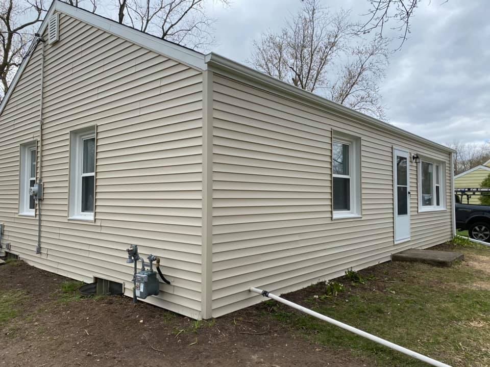 Waukesha CertainTeed Vinyl Siding Installation