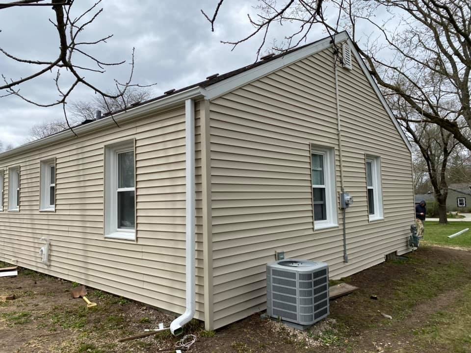 Waukesha CertainTeed Vinyl Siding Installation