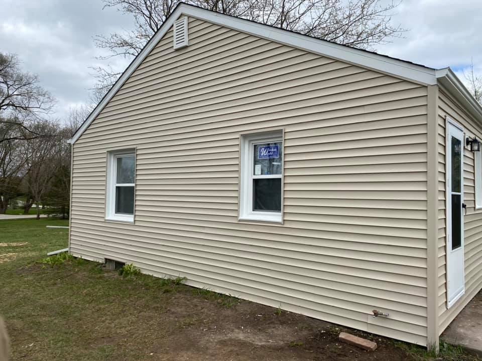 Waukesha CertainTeed Vinyl Siding Installation