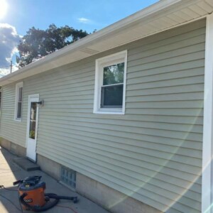 Waukesha PlyGem Vinyl Siding Replacement